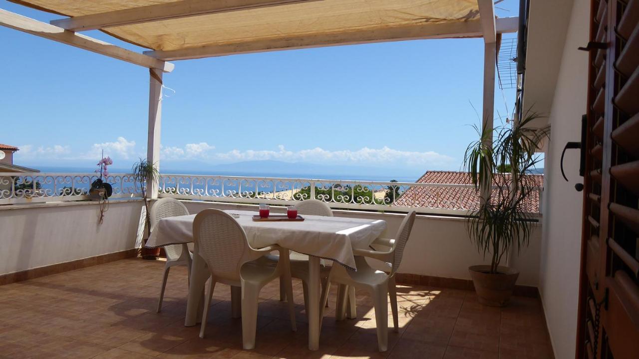 Appartamento Panoramico Santa Domenica Santa Domenica  Dış mekan fotoğraf