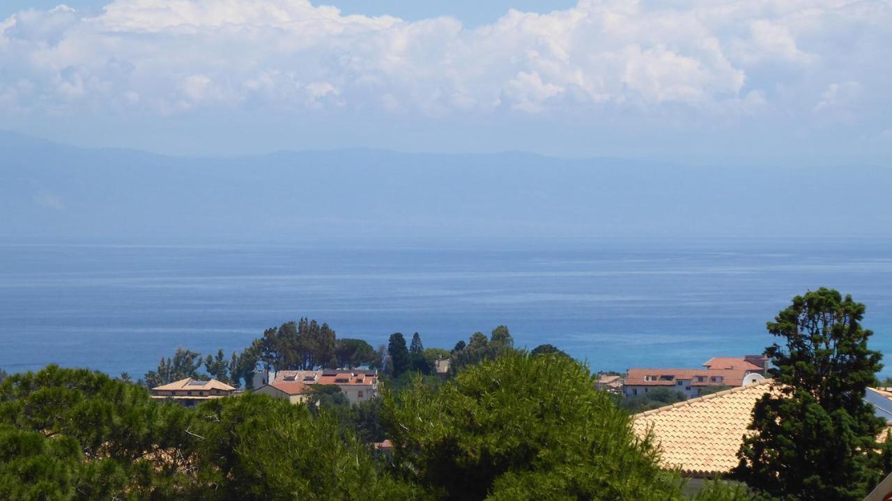 Appartamento Panoramico Santa Domenica Santa Domenica  Dış mekan fotoğraf